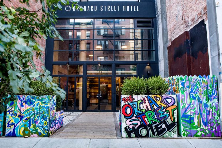 3 Hotels recommendation around Orchard Street