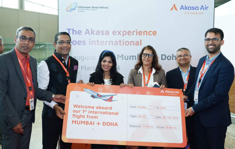 Akasa Air goes international, inaugural flight flies to Doha from Mumbai, ET TravelWorld