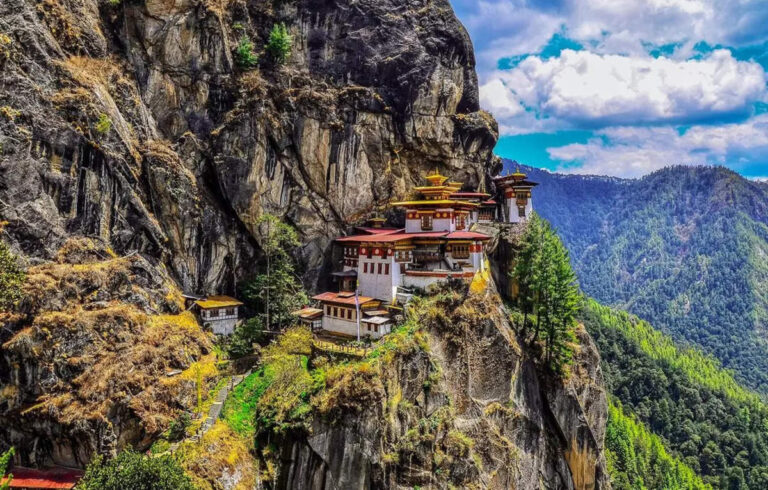 Bhutan welcomes 25,000 tourists in Q1 2024, India emerges as top market, ET TravelWorld